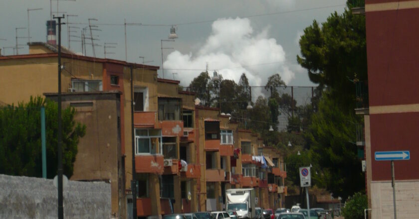 Taranto: Cattivi odori al quartiere Tamburi, discussione in commissione Ambiente.