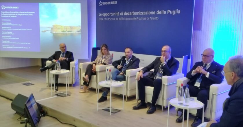 “La decarbonizzazione come unico sistema di sviluppo”