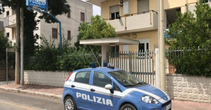 Entra di notte in casa della nonna alla ricerca di denaro e l’aggredisce, 21enne arrestato dalla Polizia di Stato