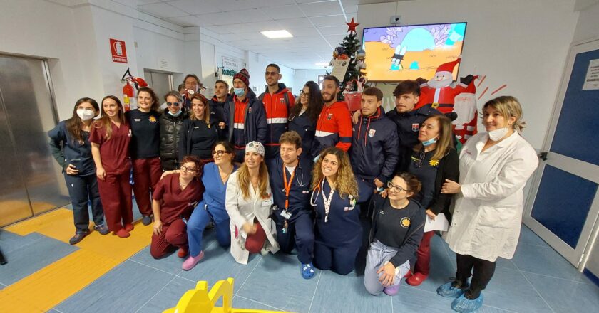 Una giornata speciale per i piccoli in cura nel reparto di oncoematologia pediatrica dell’Ospedale SS. Annunziata.