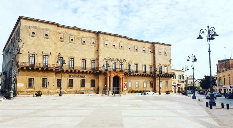 Suoni e profumi di Natale nelle vie del commercio di Manduria domenica 17 dicembre.